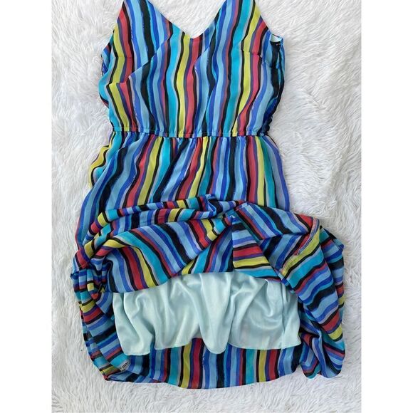 Buttons SZ S Woman’s Vibrant Multicolored Vertical Striped Maxi Dress - Picture 5 of 12